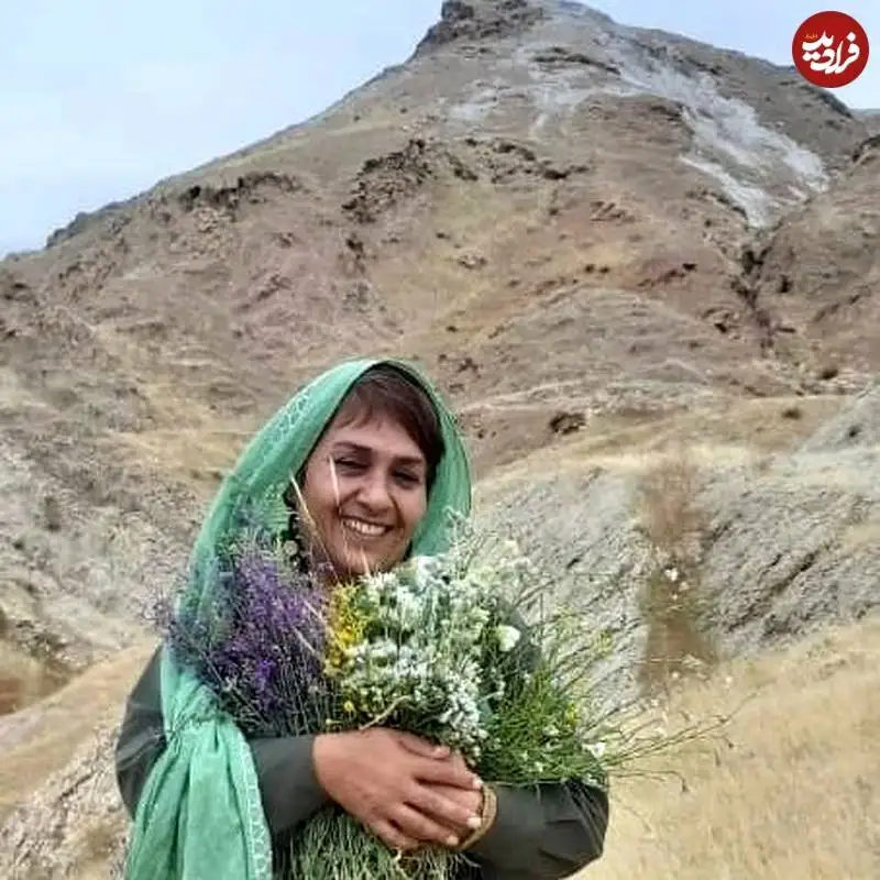 عکس؛ سفر زمان؛ چهرۀ «طلا» (سریال زیرخاکی) در عکس های شخصی اش در 55 سالگی