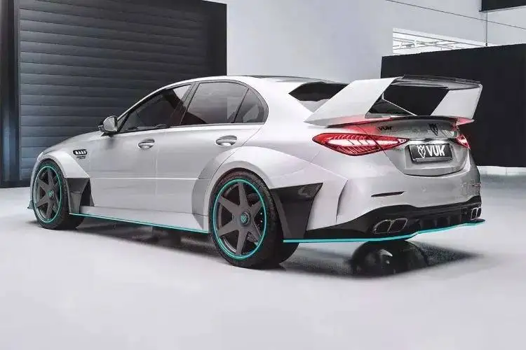 تصاویر؛ مرسدس c63 amg سرانجام به پیشرانه v8 مجهز شد!