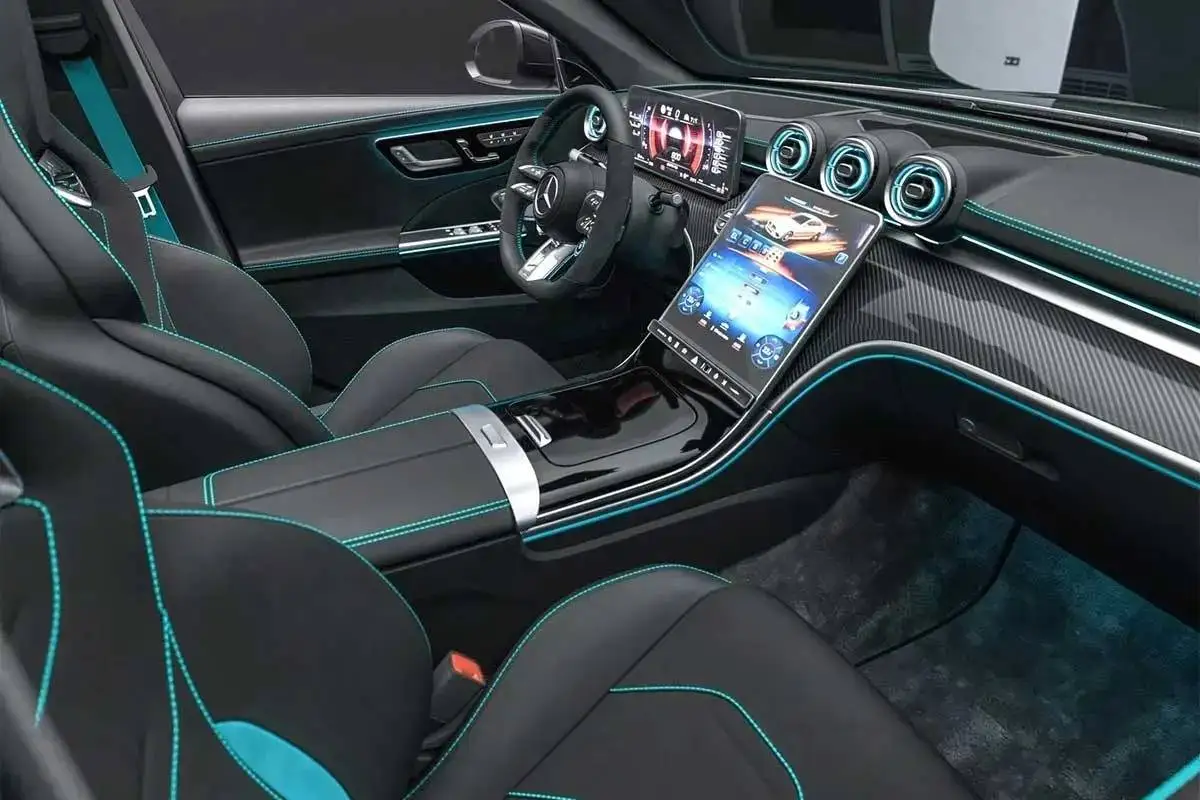 تصاویر؛ مرسدس c63 amg سرانجام به پیشرانه v8 مجهز شد!