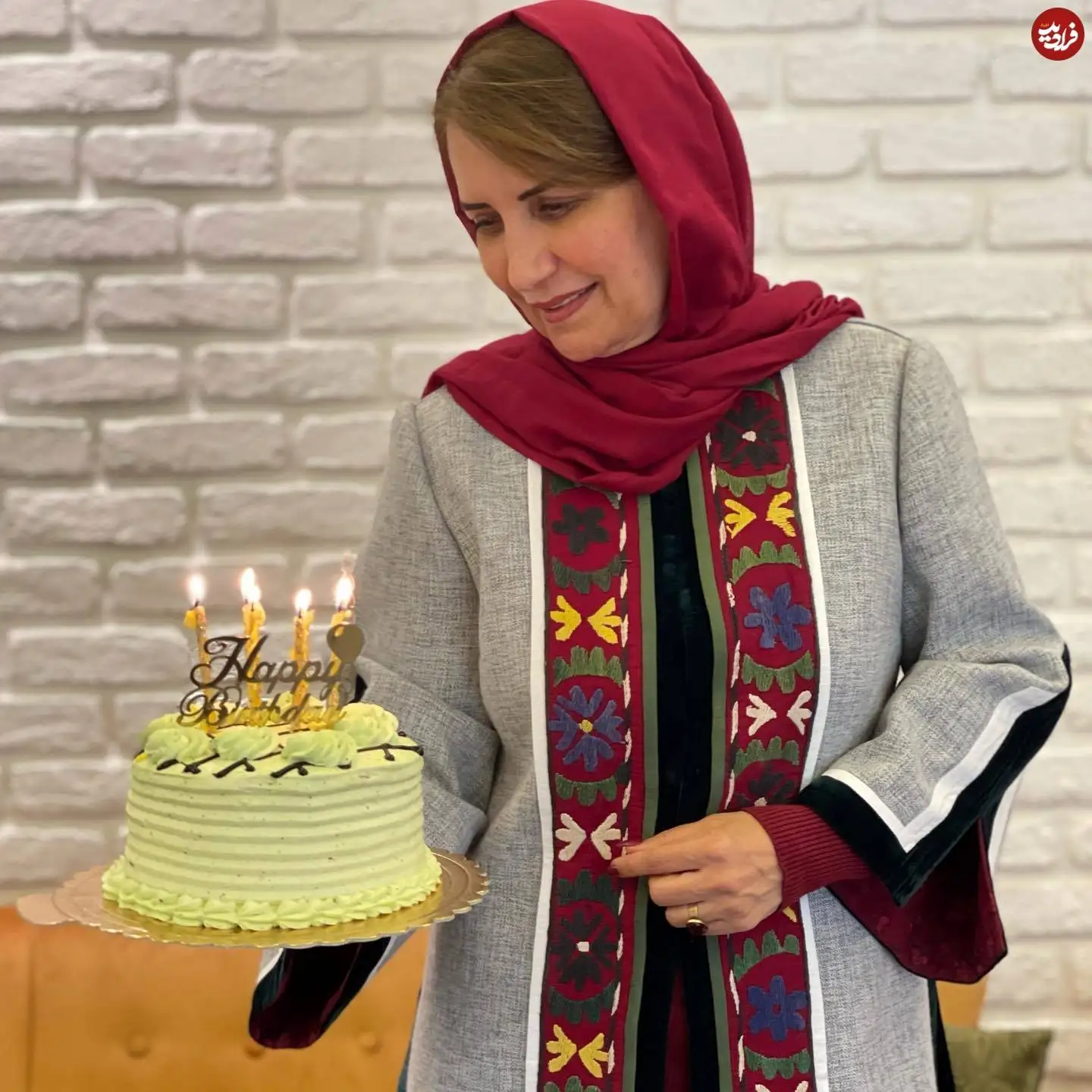 عکس؛ سفر در زمان؛ «عمره» سریال مختارنامه در جشن تولد 58 سالگی اش