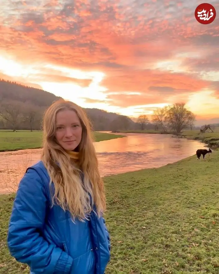 عکس؛ سفر در زمان؛ «گالادریل» سریال ارباب حلقه ها در 33 سالگی؛ سال 1401