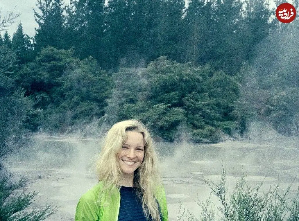 عکس؛ سفر در زمان؛ «گالادریل» سریال ارباب حلقه ها در 33 سالگی؛ سال 1401