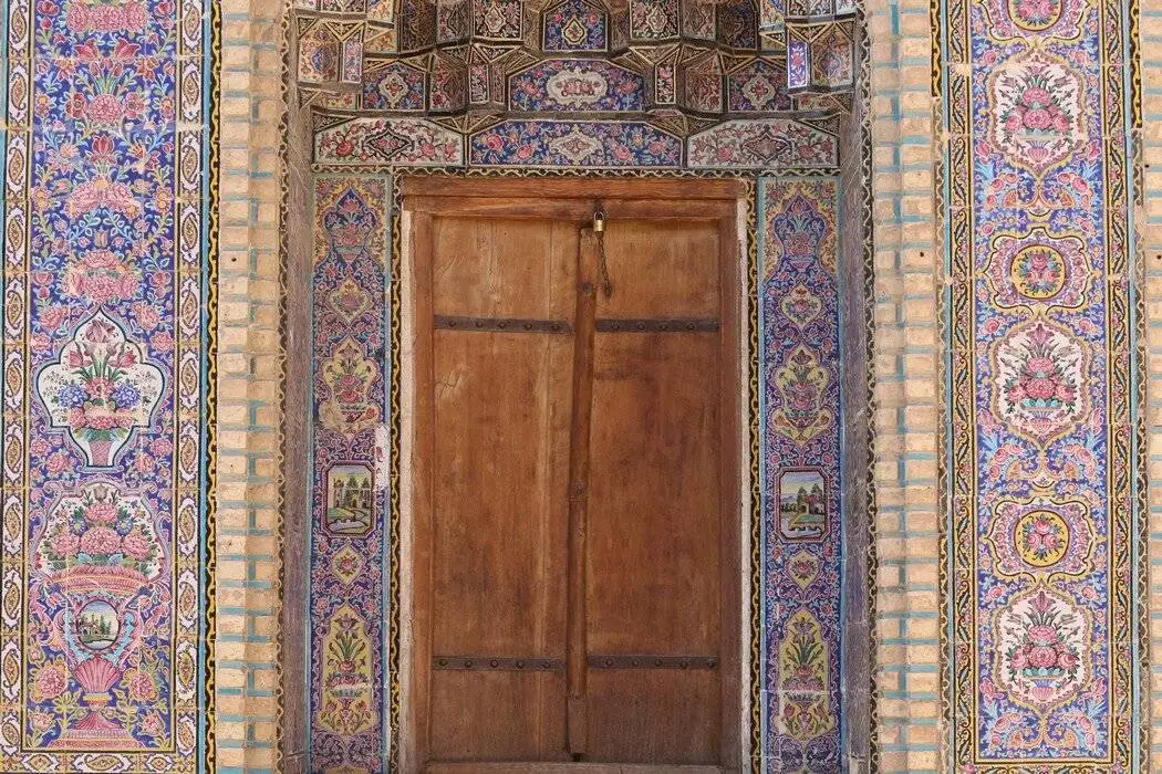 تصاویر؛ مسجد صورتی شیراز کجاست ؟