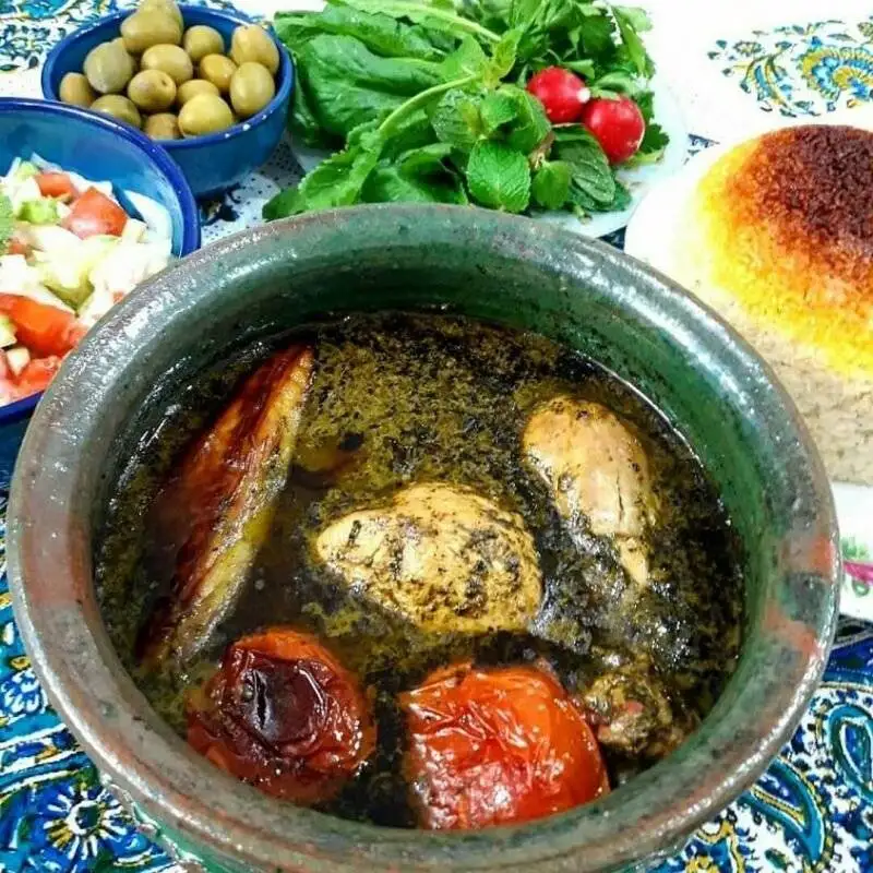 طرز تهیه خورشت سبز تابیران؛ غذای فراموش شده شرق گیلان