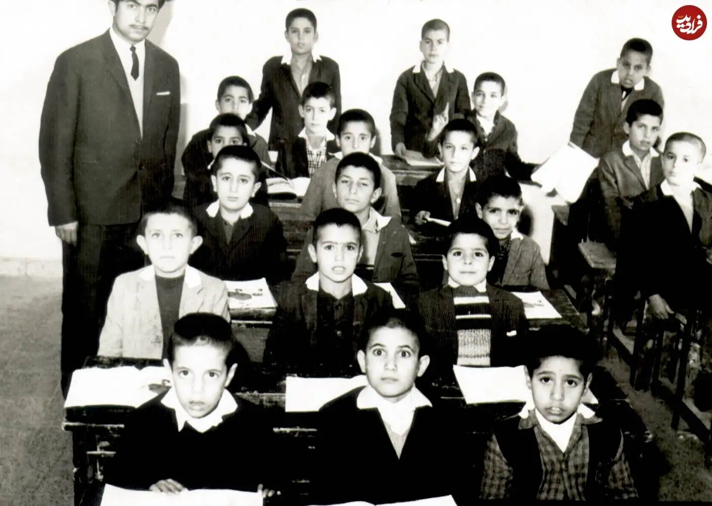 عکس؛ سفر در زمان؛ «شهید حسن باقری برادر سرلشکر باقری» در دوران دبستان؛ دهه 40