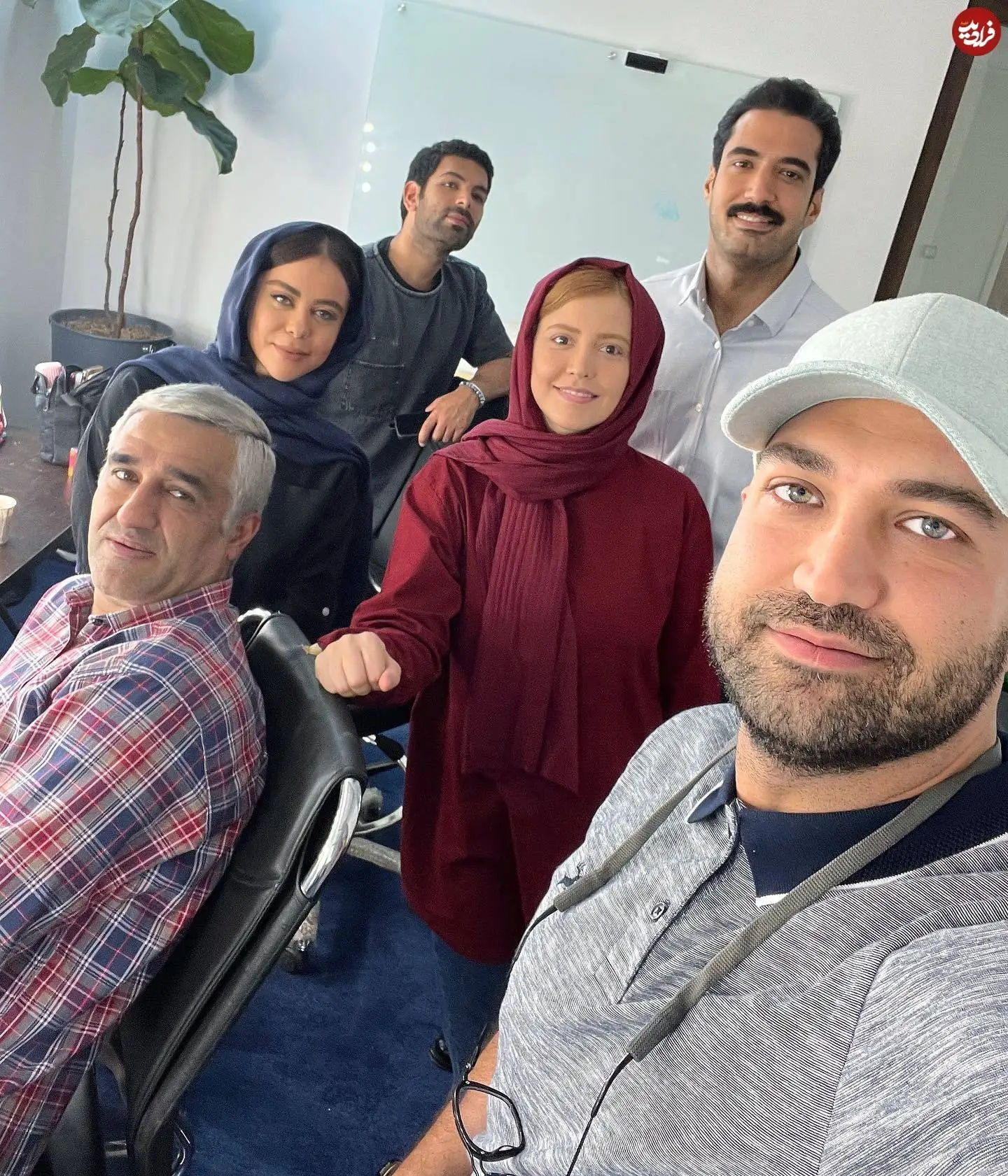 عکس؛ سفر در زمان؛ «طوبی» سریال طوبی در کنار پژمان جمشیدی؛ سال 1402