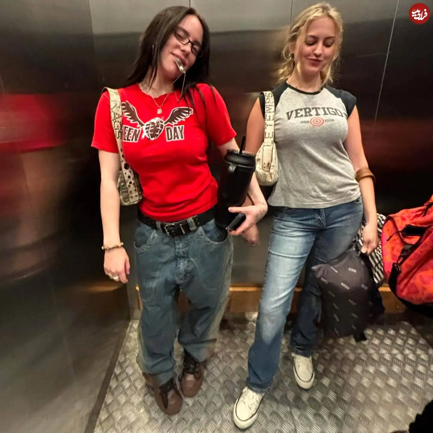 تصاویر؛ سفر در زمان؛ چهره «بیلی ایلیش، خواننده زن مشهور» در 24 سالگی