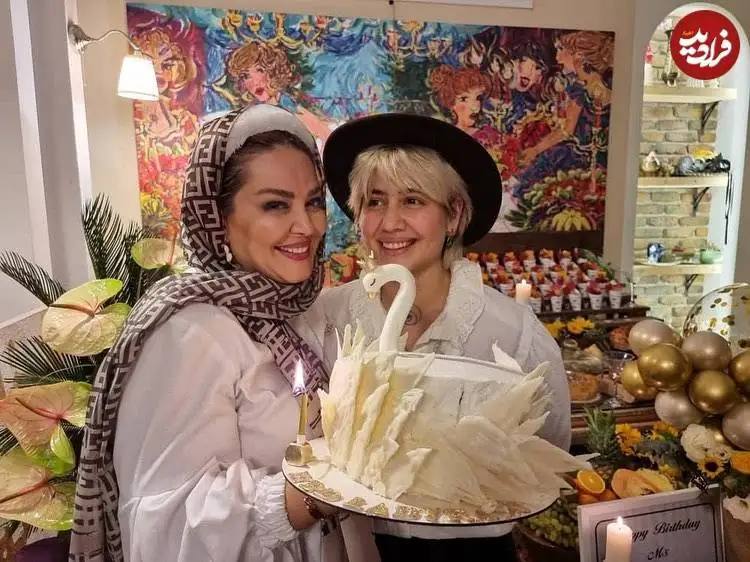 عکس؛ سفر در زمان؛ «سارا، مادرخوانده مومو» سریال بچه مهندس 2 در جشن تولد 48 سالگی اش