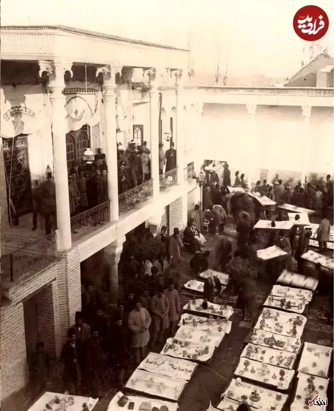 عکس؛ سفر به تاریخ؛ مراسم رونمایی از جهیزیۀ «اخترالدوله، دختر ناصرالدین شاه»؛ 130 سال قبل