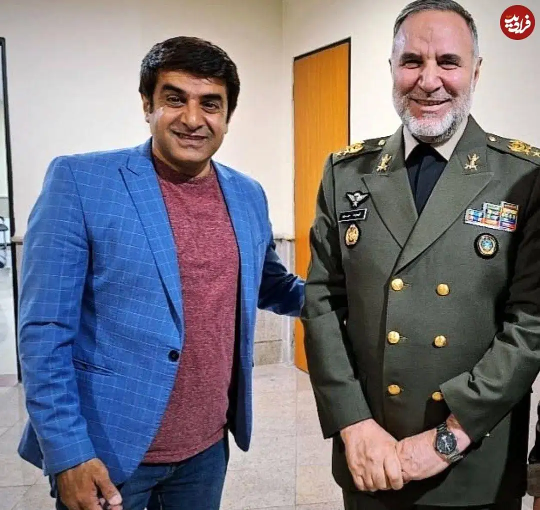عکس| سفر در زمان؛ سیروس سریال نون خ 3 در کنار فرمانده نیروی زمینی ارتش؛ سال 1402