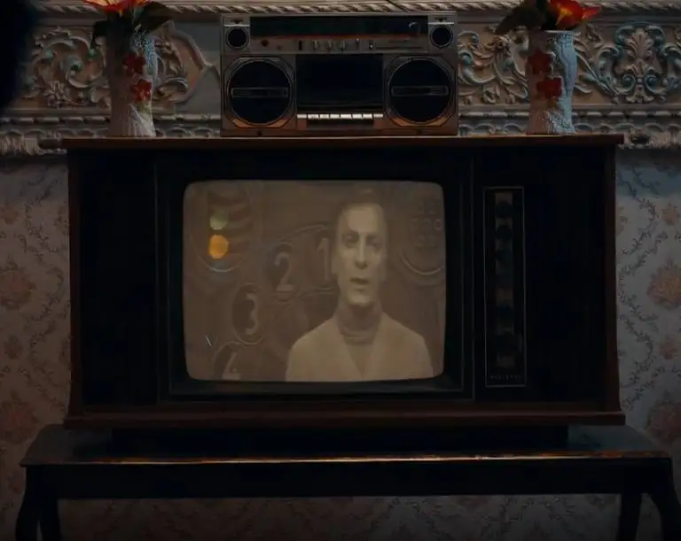 عکس؛ دکوراسیون سریال دهه شصتی صداوسیما؛ مهندسی عشق و سیاست