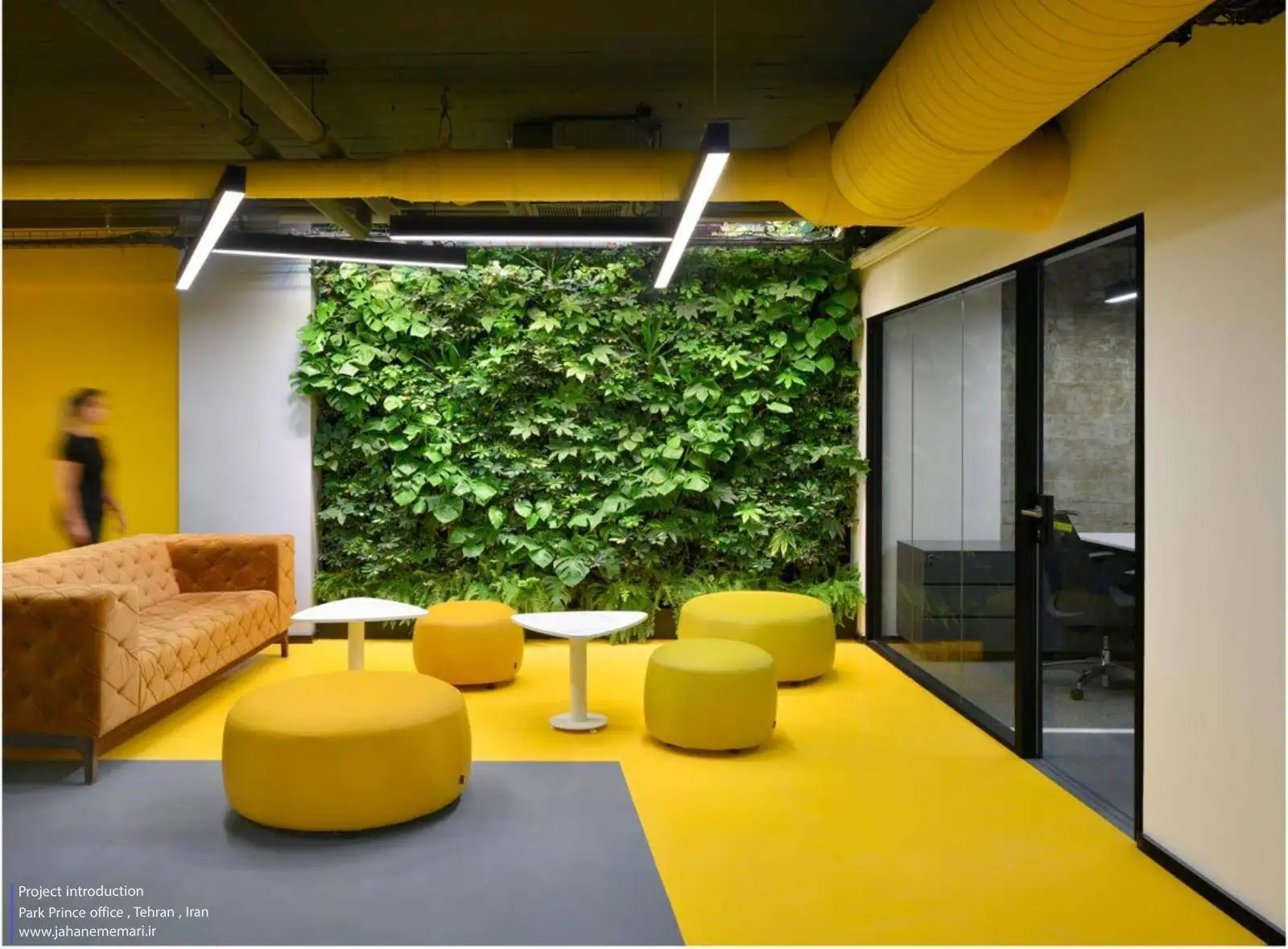 تصاویر؛ یک انبار بتنی قدیمی در تهران؛ فینالیست جایزه معمار