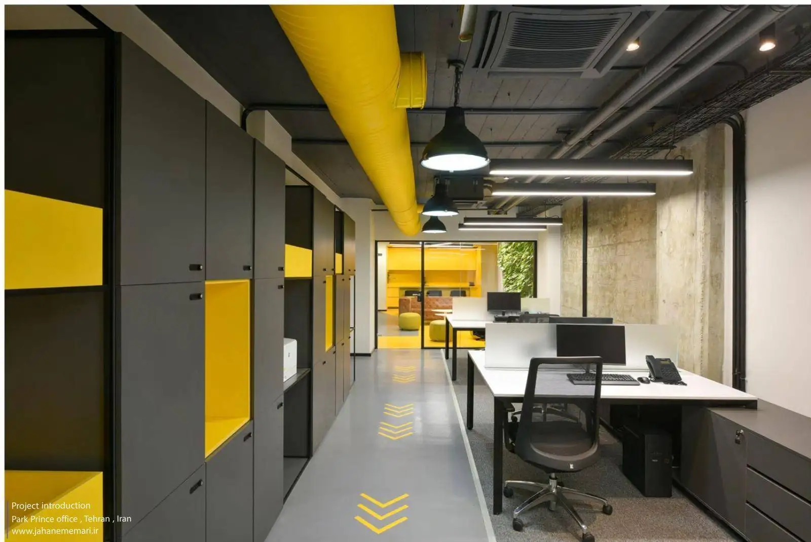 تصاویر؛ یک انبار بتنی قدیمی در تهران؛ فینالیست جایزه معمار