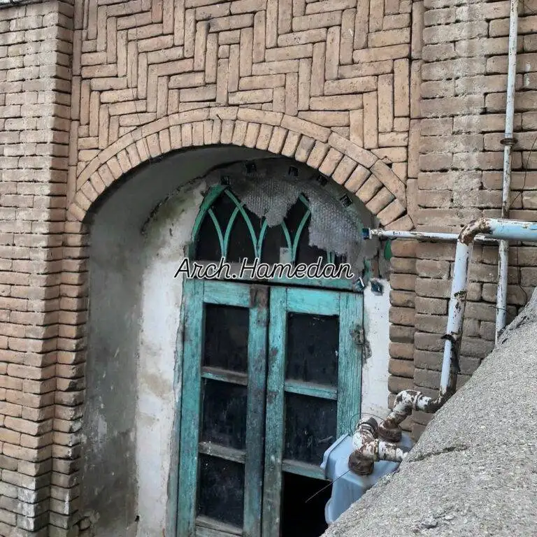 تصاویر؛ این خانه قدیمی در همدان عجیب دل تنگ است