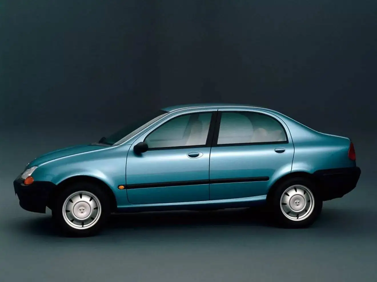 تصاویر؛ زشت ترین پورشه تاریخ؛ حتی هندی ها این خودرو را پس دادند! 