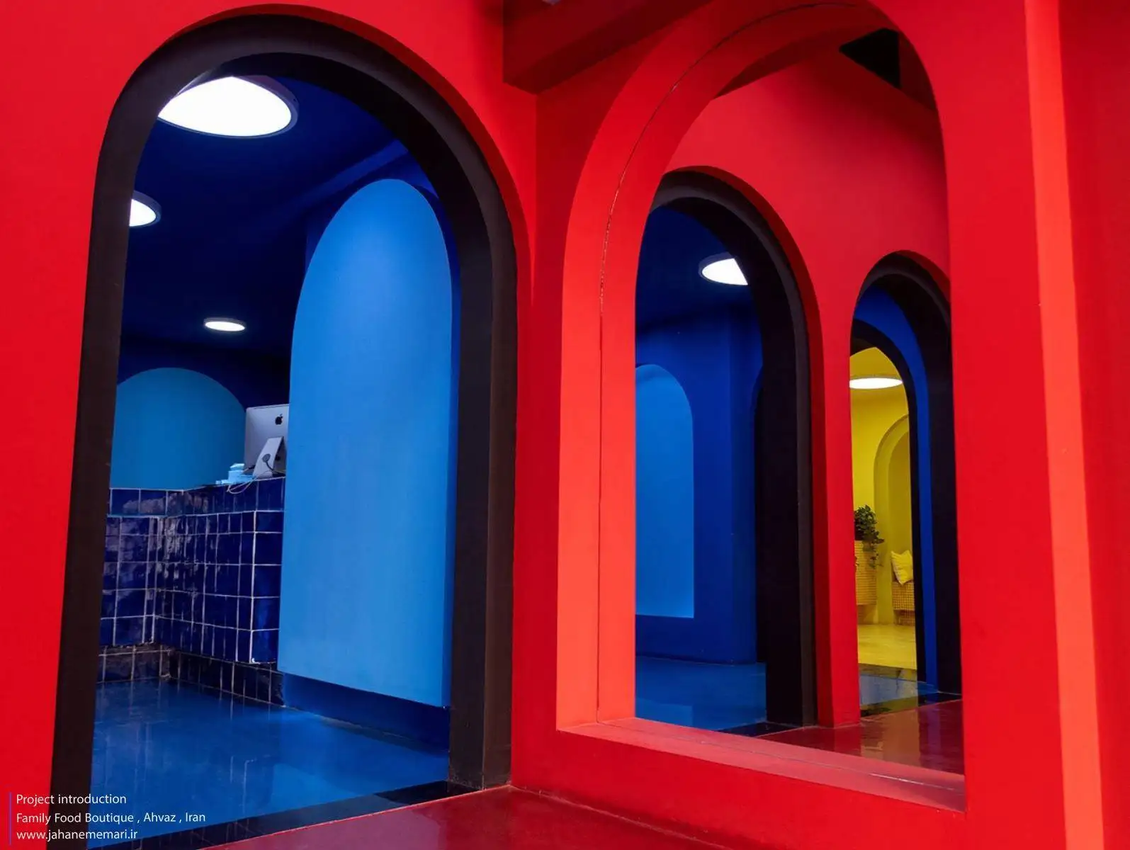 تصاویر؛ معماری داخلی فودبوتیک ایرانی در اهواز