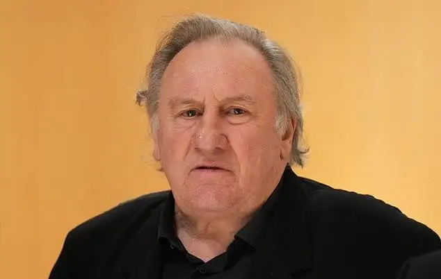 بازیگر سرشناس فرانسوی به اتهام تعرض در منزل شخصی اش محاکمه خواهد شد