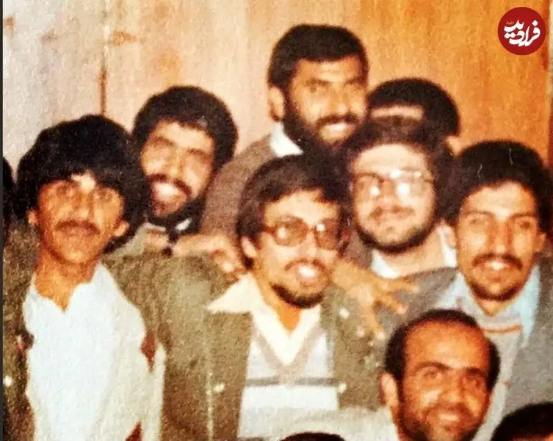 عکس| سفر به تاریخ؛ «حسین پناهی» در مراسم عروسی «صادق آهنگران»؛ سال 1358