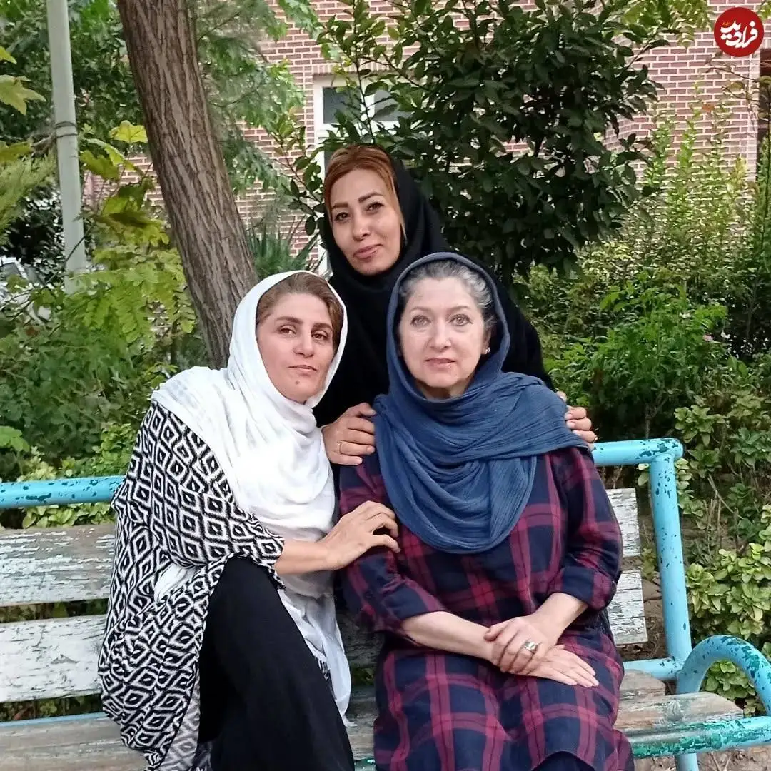 عکس| سفر در زمان؛ چهره «سیمین ملک» سریال طوبی در 62 سالگی؛ سال 1402