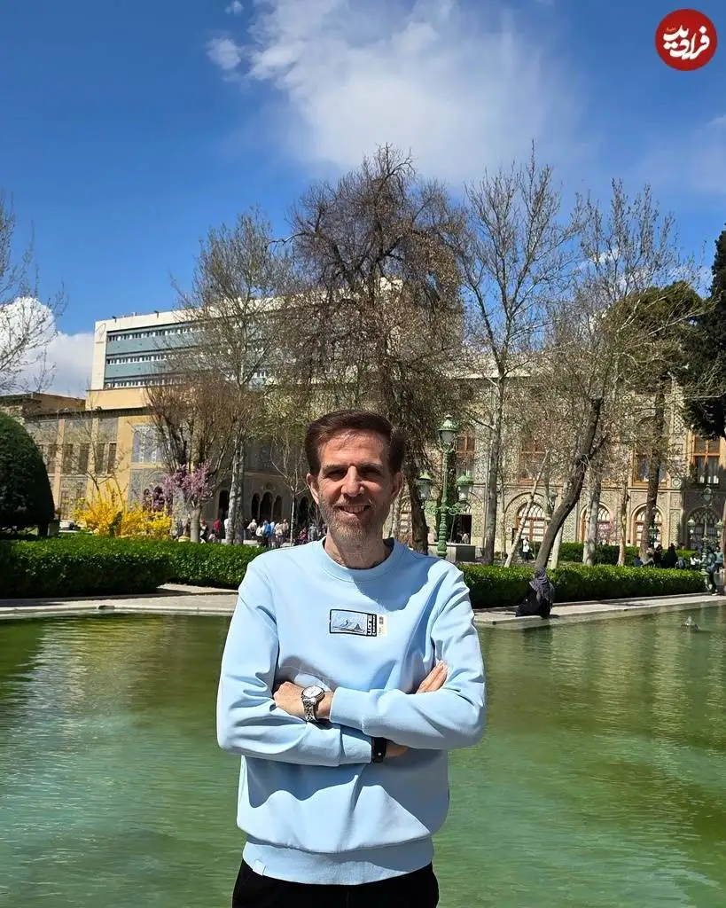 عکس| سفر در زمان؛ «کیومرث کرده» گزارشگر مشهور ورزشی تلویزیون در 62 سالگی