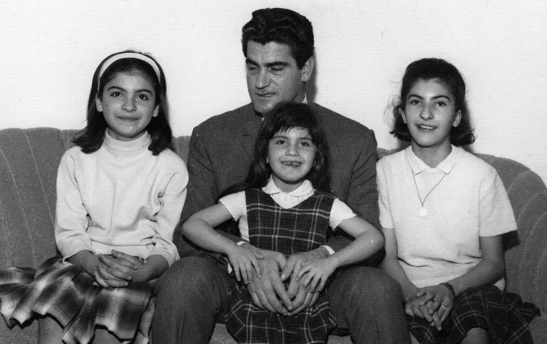 خانم ژاکلین! اون پرنده خود شما بودی که از همه بریدی