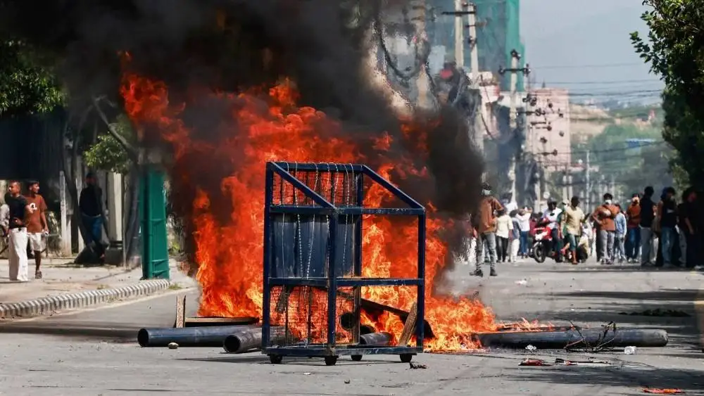 تحولات نپال؛ دهه هشتادی ها یک حکومت را سرنگون کردند!