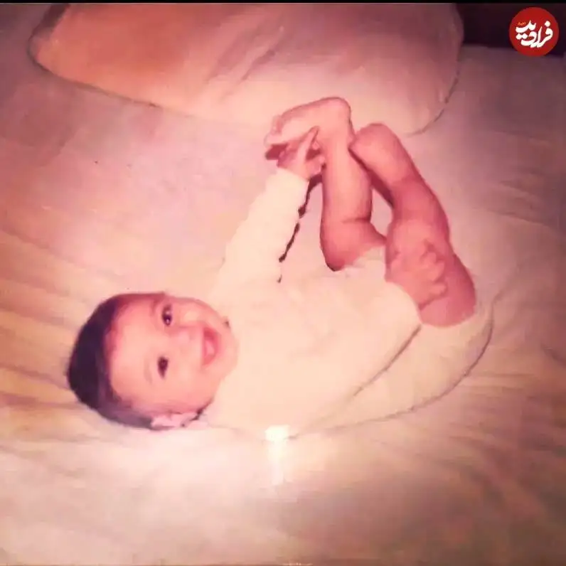 عکس| سفر در زمان؛ «رسول تبریزی» سریال بچه مهندس 3 در ماه های نخست تولد؛ سال 1363