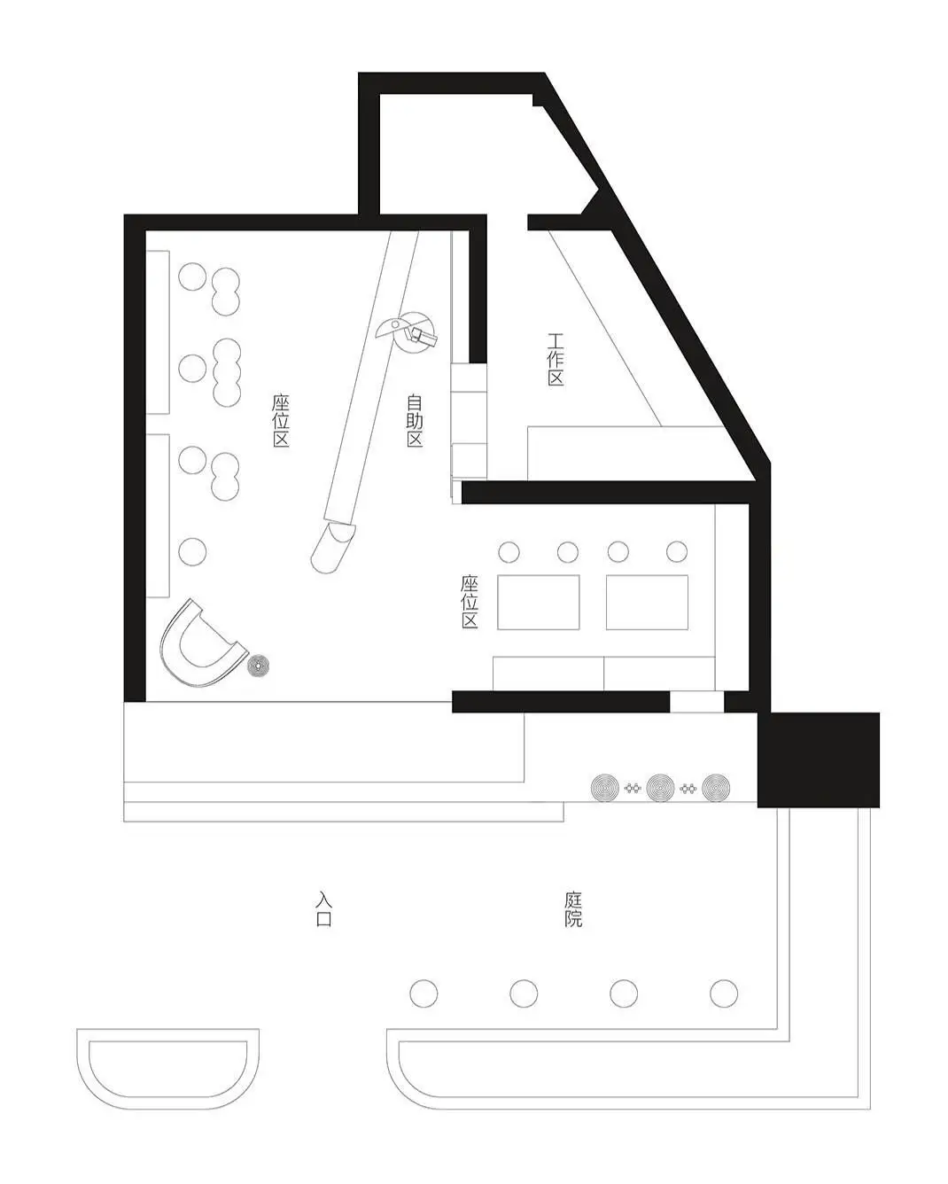 تصاویر| از لاشه هواپیما تا کافه 