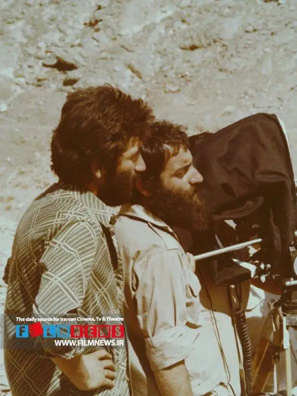 عکس؛ یک آگهی جالب که در سال 1355 در بولتن جشنواره فیلم تهران منتشر شد؛ مسعود کیمیایی «جهاد» را می سازد ، بهمن فرمان پشت دوربین «معصوم اول»