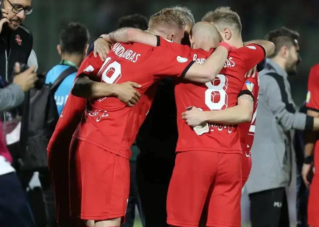 یک خارجی حلال خور که در تبریز، تامی صدایش می کنند