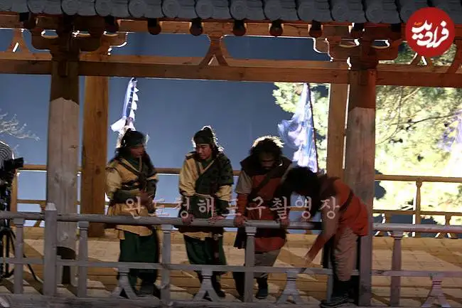 عکس| سفر در زمان؛ پشت صحنه ضبط سکانس «نجات بانو سویا» در سریال جومونگ؛ 20 سال قبل