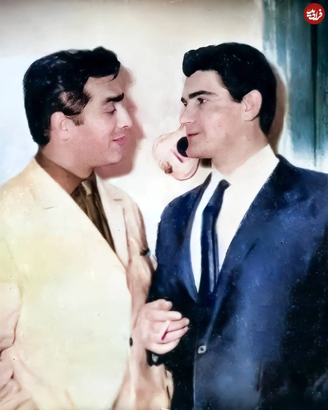 عکس| سفر در زمان؛ «ویگن در کنار فردین» در دوران جوانی؛ دهه 40