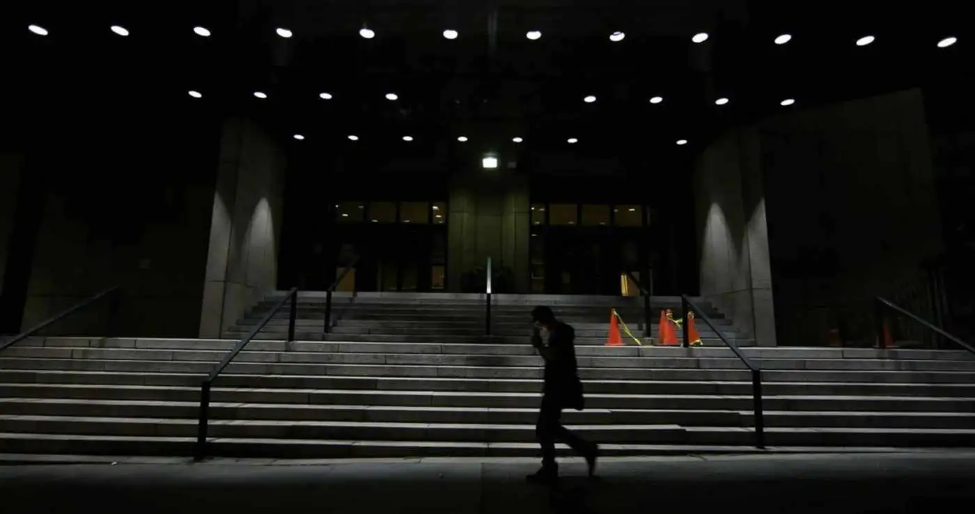 تصاویر| چرا این آسمان خراش مرموز در نیویورک حتی یک پنجره هم ندارد؟ 