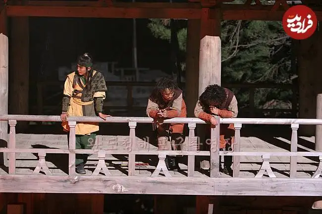 عکس| سفر در زمان؛ پشت صحنه ضبط سکانس «نجات بانو سویا» در سریال جومونگ؛ 20 سال قبل