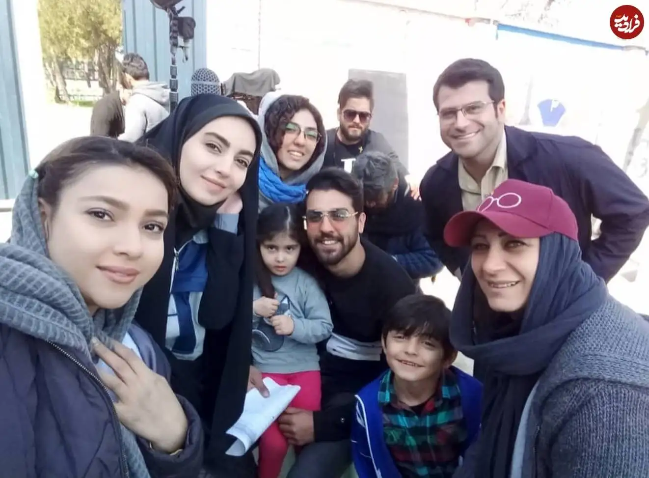 عکس| سفر در زمان؛ «باران، مرضیه و جواد» در پشت صحنه سریال «بچه مهندس 3»