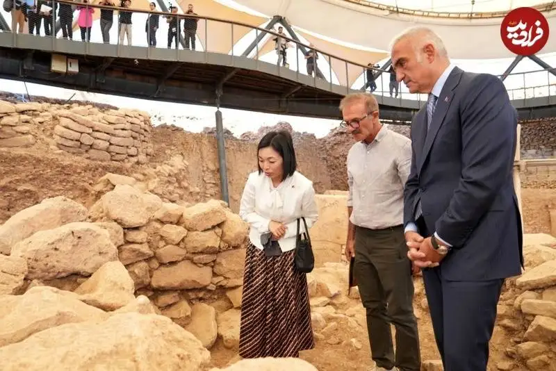 مجسمۀ شگفت انگیز باستانی از «دیوار 12 هزارساله» بیرون آمد