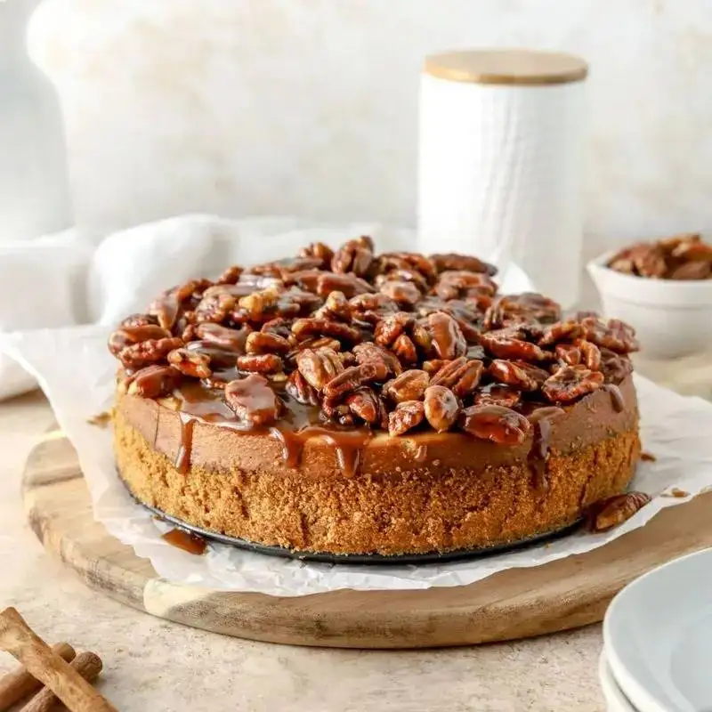 طرز تهیه کیک یخچالی کاراملی؛ دسر جذاب و خوشمزه