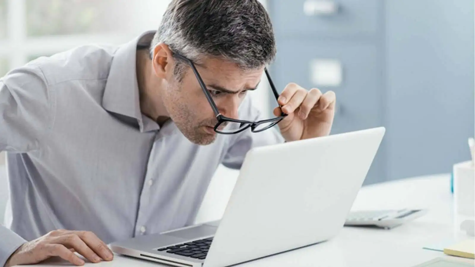 رفع مشکل نویز یا تار شدن تصویر در مانیتور