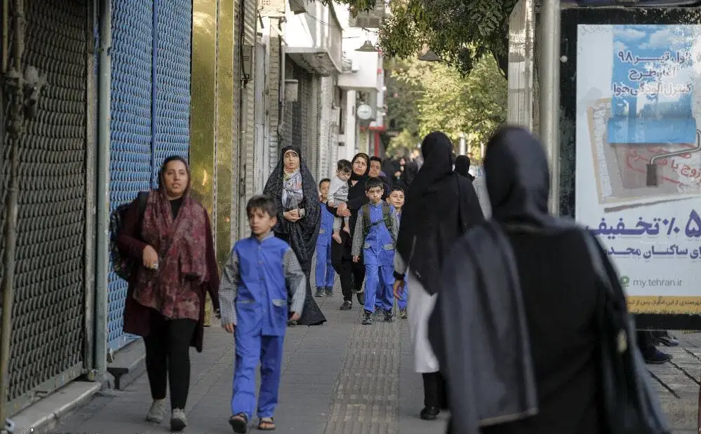 امروز چند میلیون ایرانی همزمان بدخواب شده  اند!