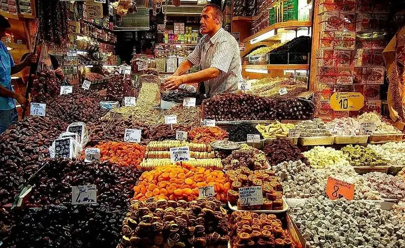 مهم ترین راه های تجاری جهان باستان؛ از «جادۀ ابریشم» تا «جادۀ عطر»
