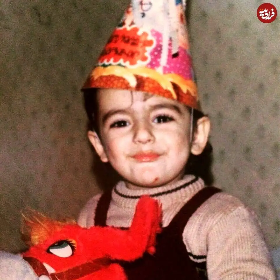 عکس| سفر در زمان؛ «جواد» سریال بچه مهندس 4 در جشن تولد 3 سالگی اش؛ سال 64