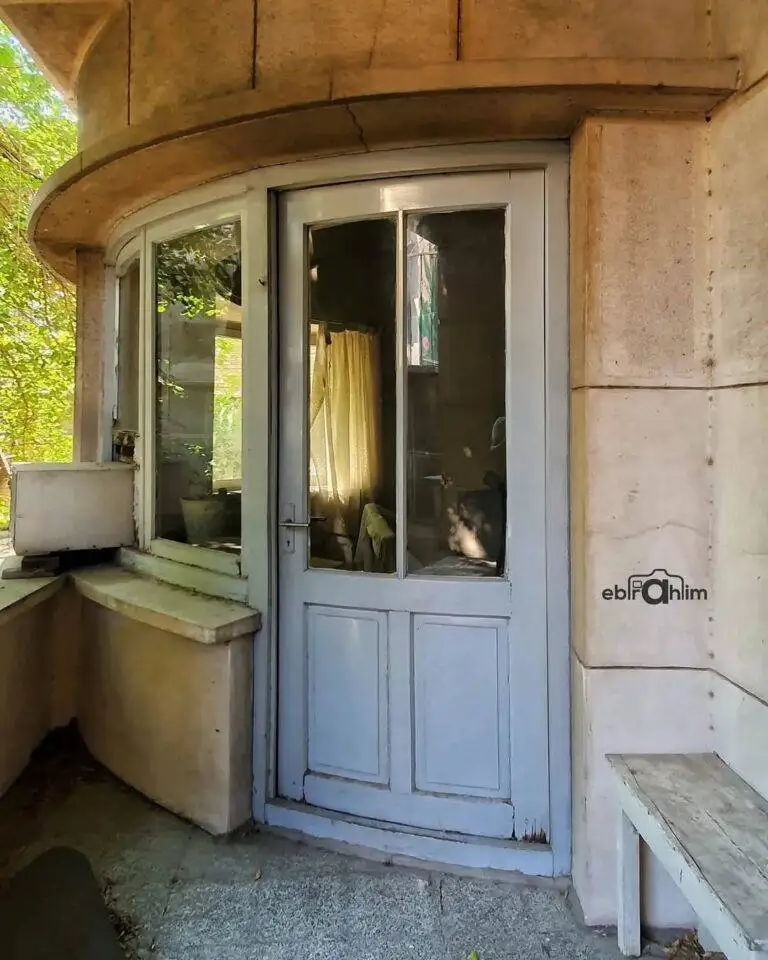 تصاویر؛ خانه ای از دوران پهلوی دوم با تنور نان در خانه!