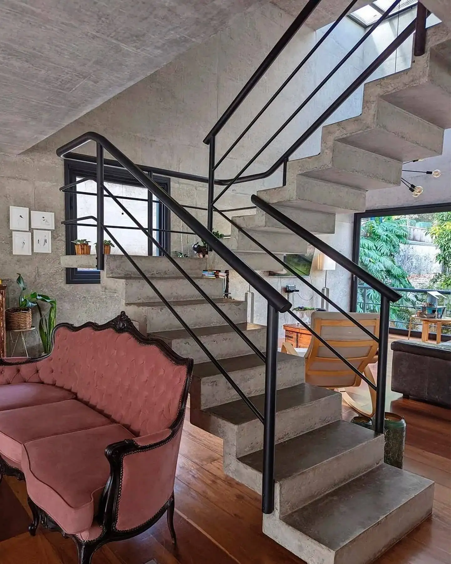 تصاویر؛ برای طرفداران معماری بروتالیسم؛ خانه قوطی کبریتی سانویچ را ببینید 