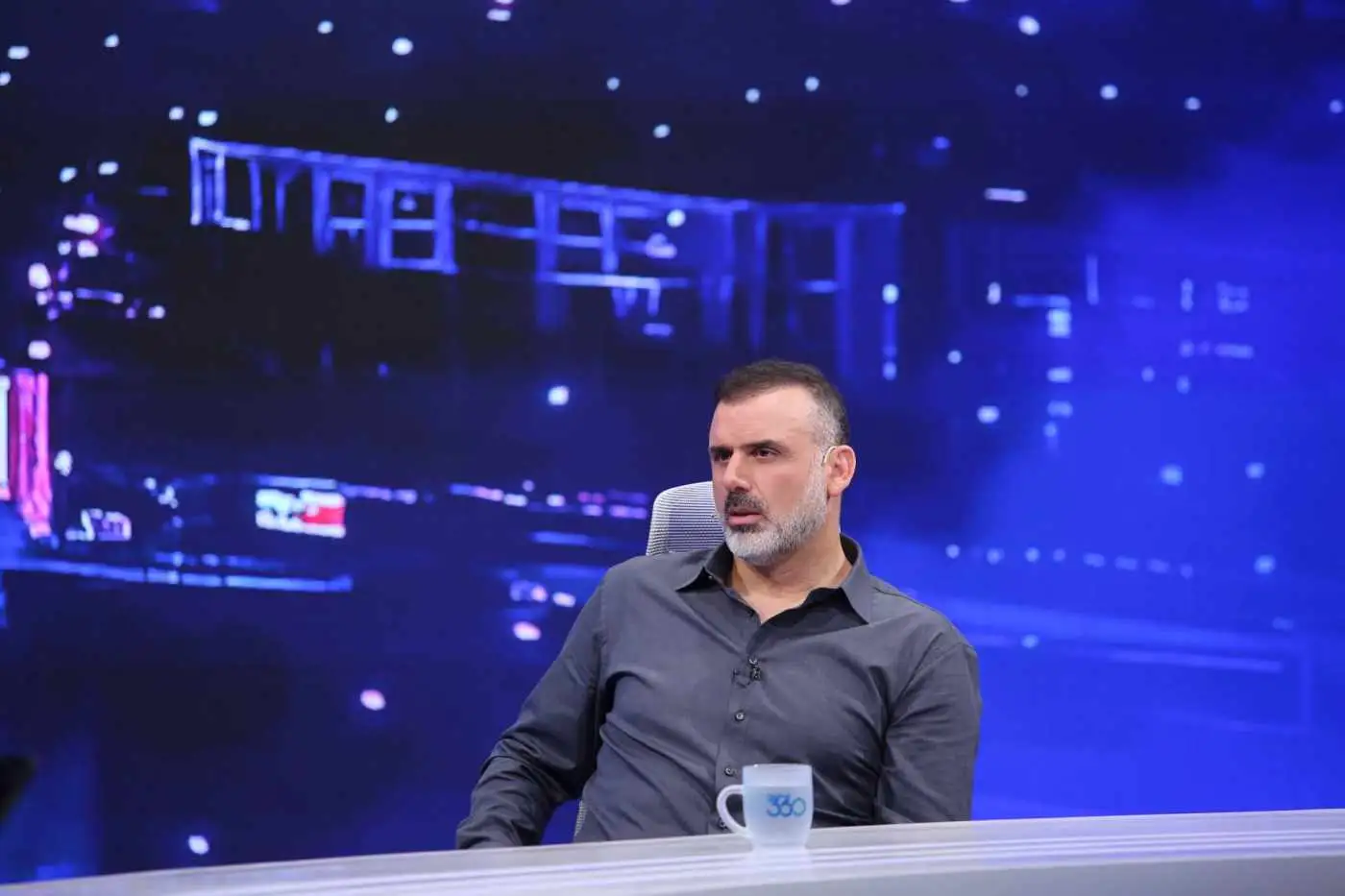 حالا شدی همانی که باید می شدی آقای فردوسی پور