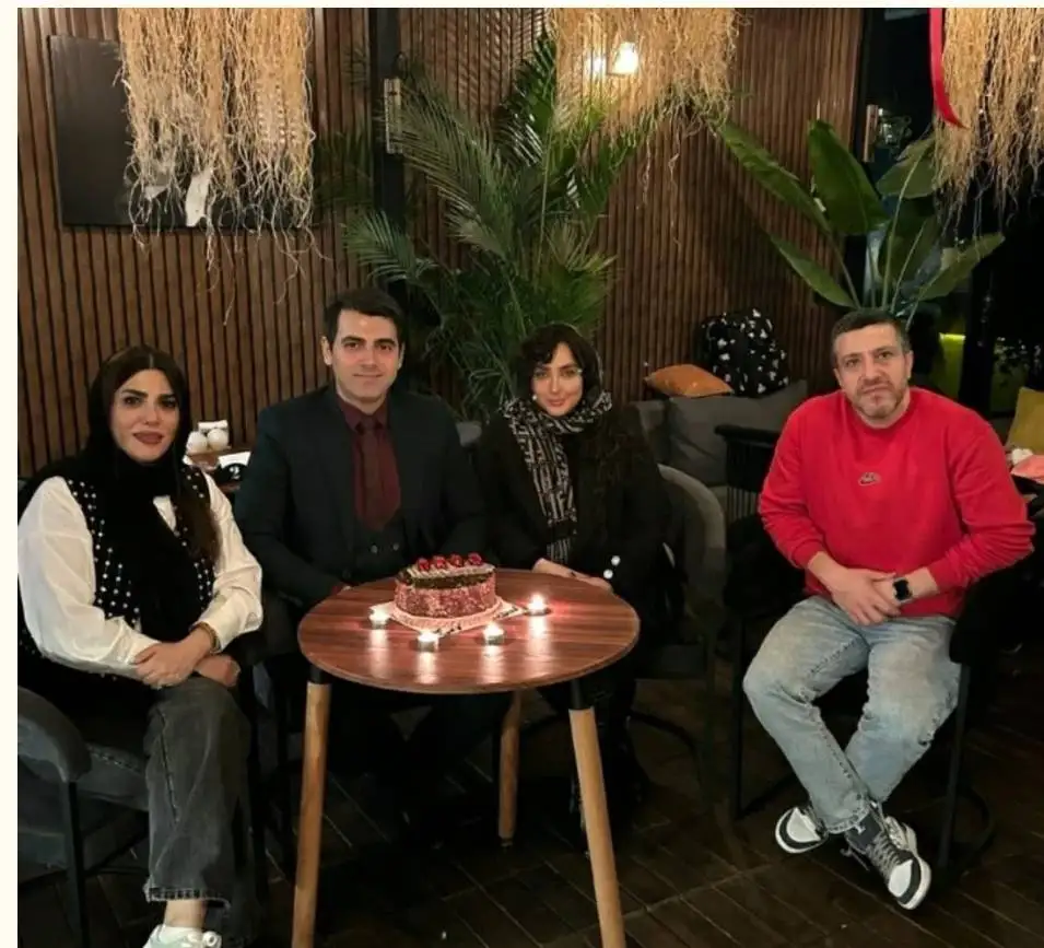 عکس؛ قاب خواهر برادری جواد جوادیِ «بچه مهندس» و خواهر جوانش