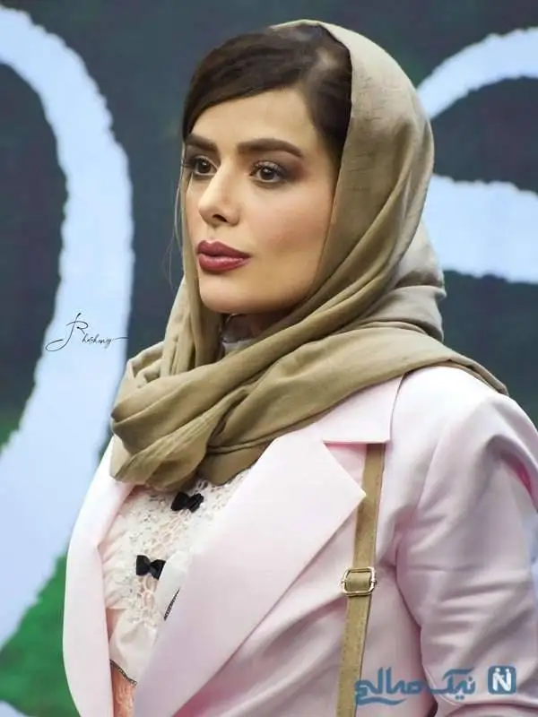 تازه ترین اخبار هنرمندان / رضا رشیدپور و دخترش هلن، پست جدید ندا قاسمی، سفر مینا مختاری و پسرش جان، استایل دامادی سیاوش خیرابی، روشنک گرامی در نمایش، مژده لواسانی، سپیده آرمان، مونا فرجاد و غزاله اکرمی