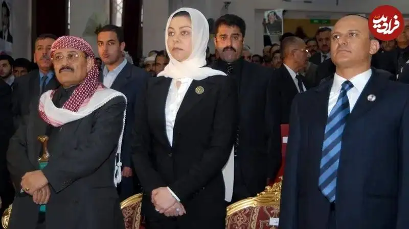 عکس| سفر به تاریخ؛ «رغد، دختر صدام» در مراسم چهلم پدرش در یمن؛ 18 سال قبل