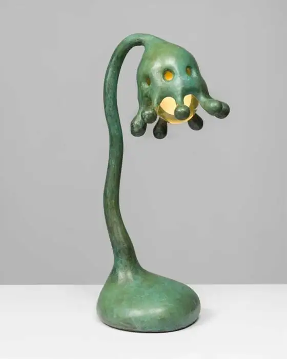 بازگشت دوبارۀ «سوررئالیسم»؛ از موج دیوار تا دست های لوستر