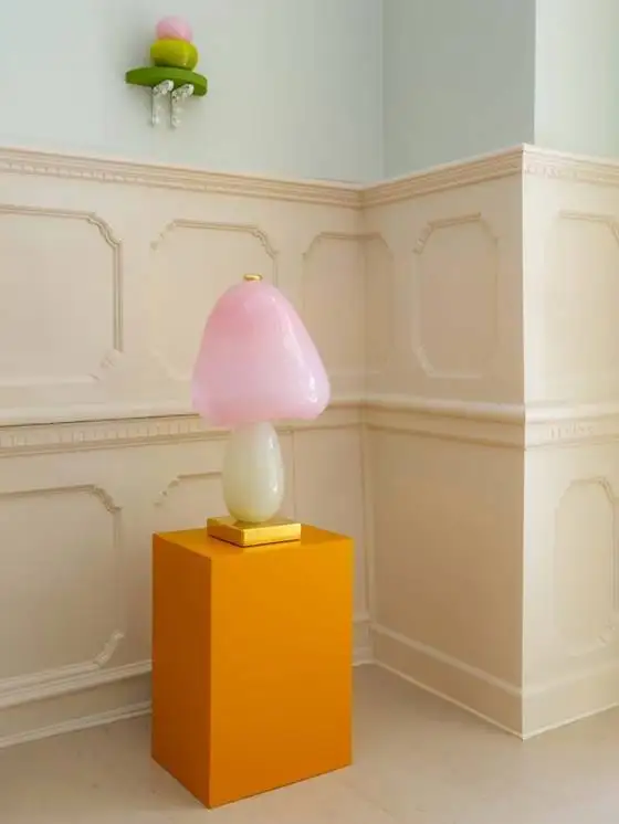 بازگشت دوبارۀ «سوررئالیسم»؛ از موج دیوار تا دست های لوستر