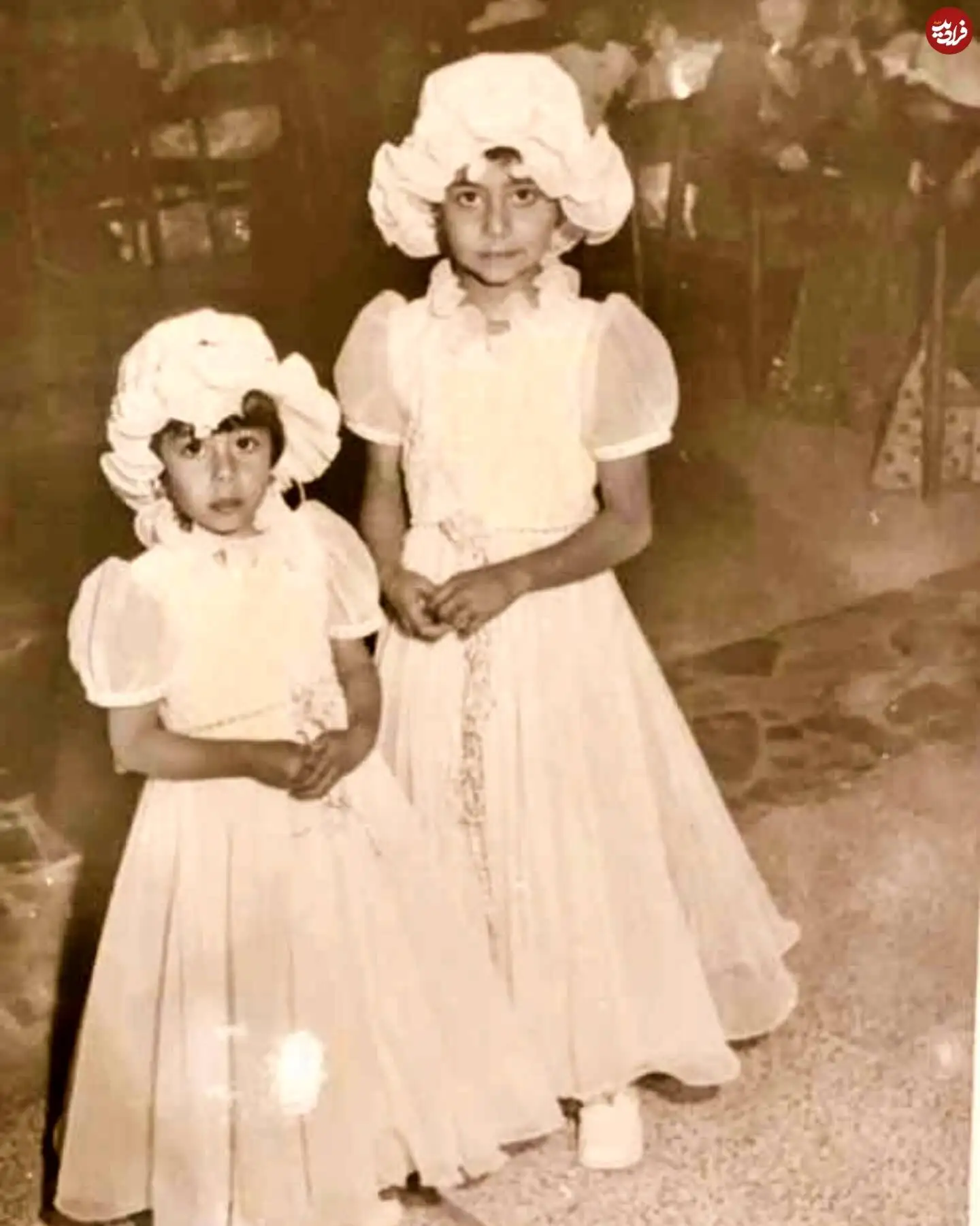  عکس| سفر در زمان؛ «رغد و رنا» دختران صدام حسین در کودکی و در لباس مجلسی؛ دهه 50